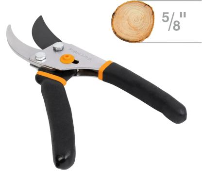 Fiskars Bypass Pruning Shears, 5/8-Inch Cut Capacity Garden Clippers, Gardening Scissors with Sharp, Rust Resistant Steel Blade