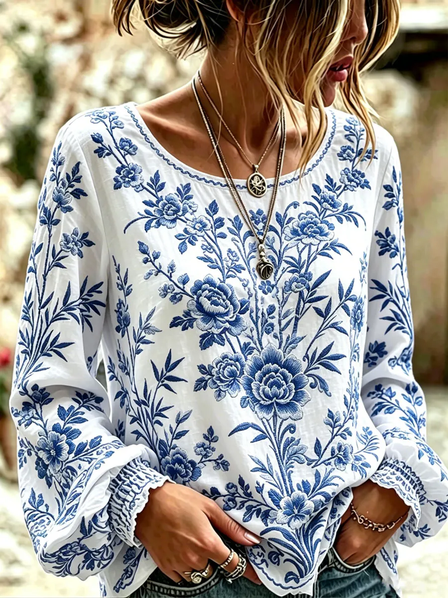 Damen-T-Shirt in Blau und Weiß mit Blumenmuster, lässiger Stil-Mode & Komfort