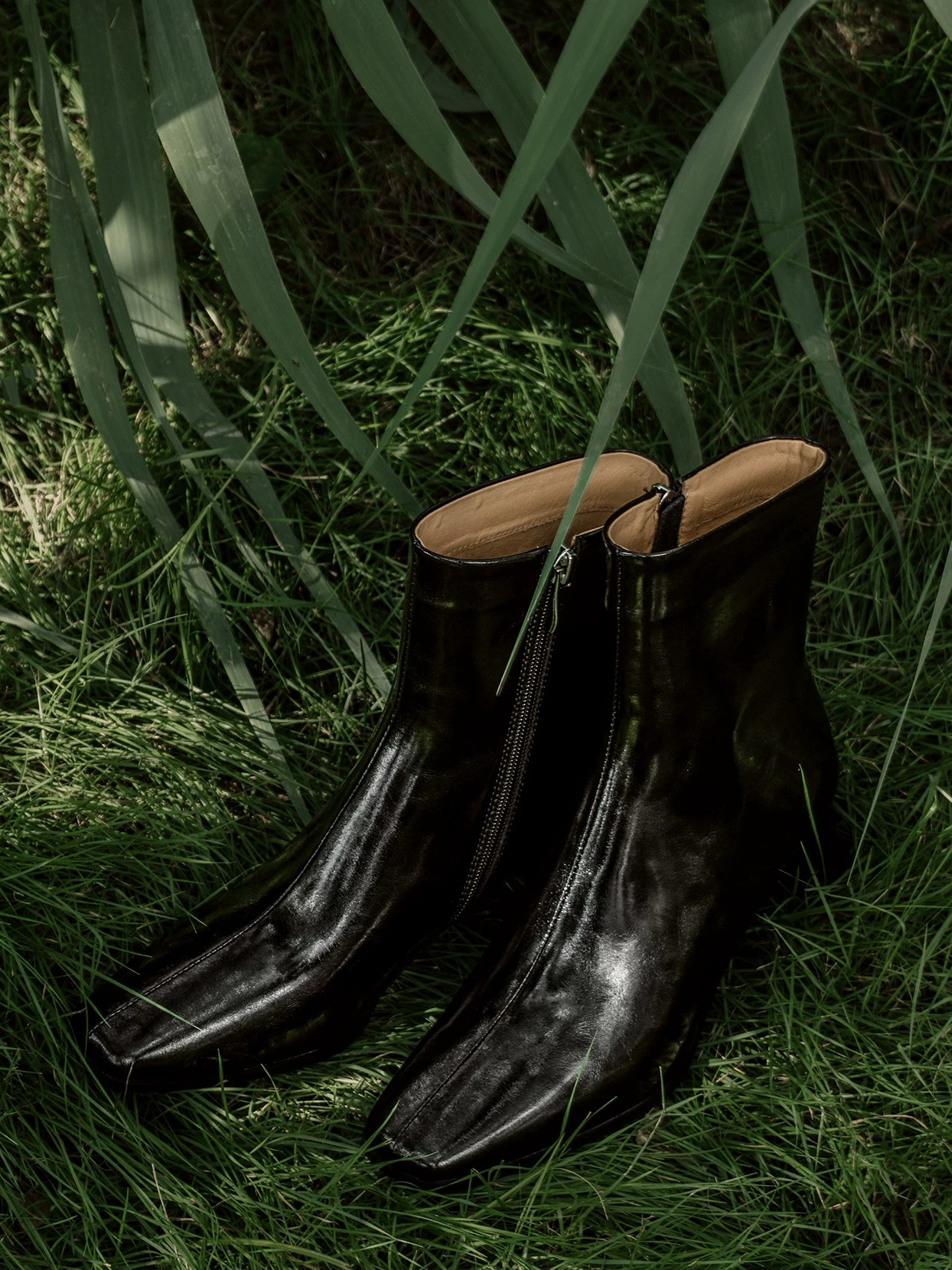 tabi-boots