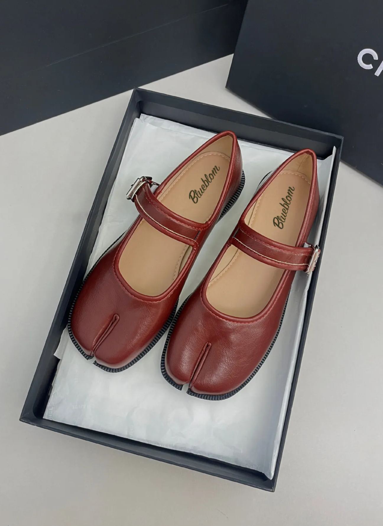 Babouche Tabi leather shoes
