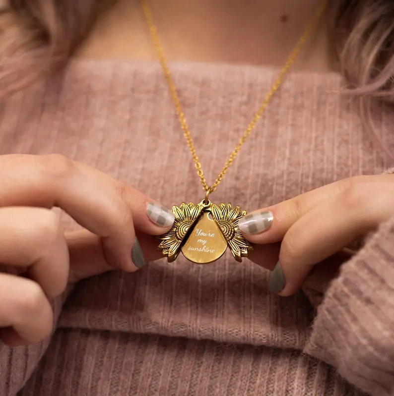 Personalized Engraving sunflower  Necklace