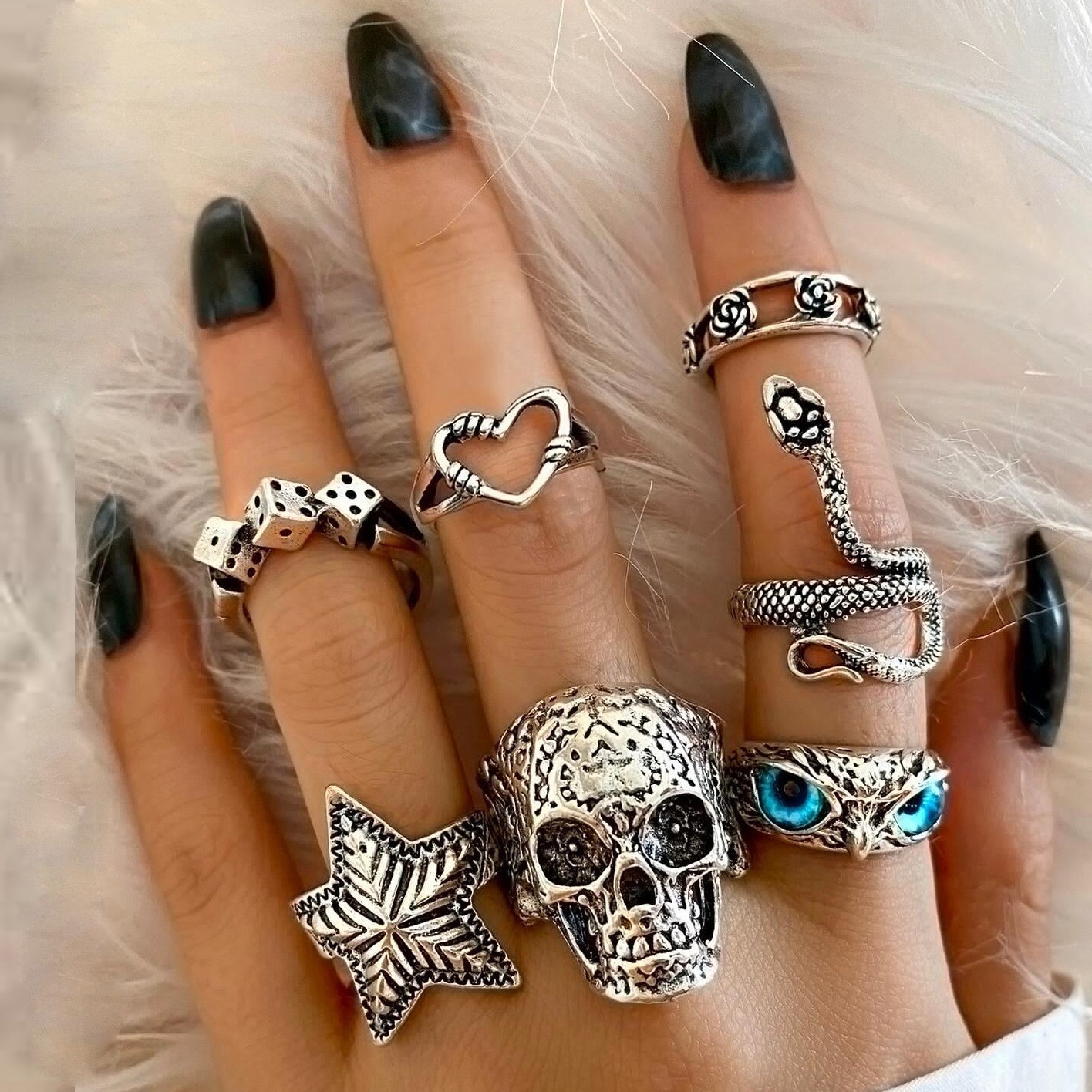 🔥2024 Latest Handmade Designs🔥Heavy Metal Vintage Hip Hop Ring Set