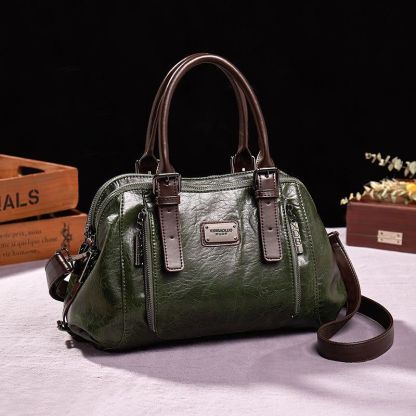 Silke’s Elegant Statement | Timeless Bag