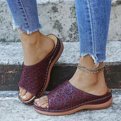 Women's vintage flower embroidered cut-out leather orthopedic sandals.