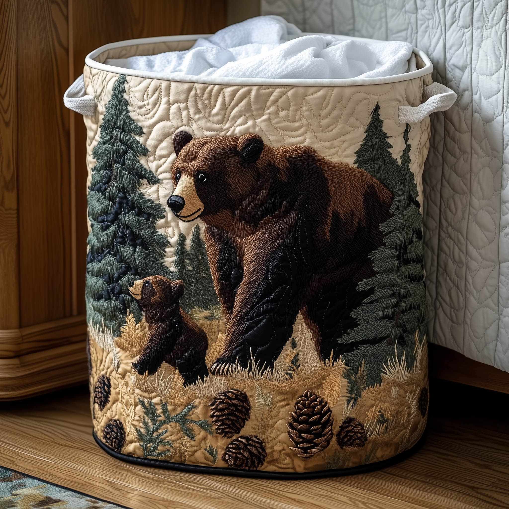 Wildlife Walk Quilted Laundry Basket GFTONT5827