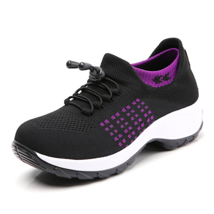 Lain Women's Sneaker