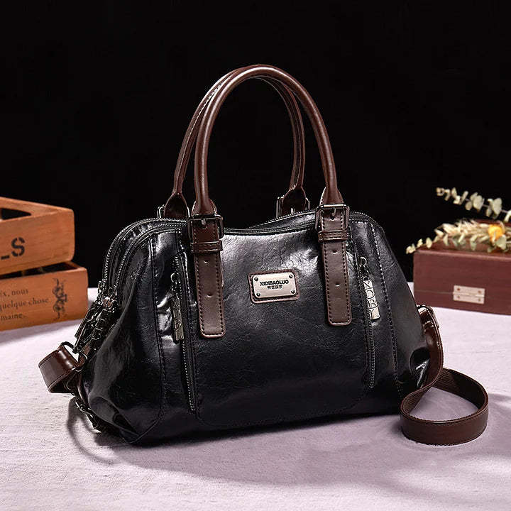 Silke’s Elegant Statement | Timeless Bag