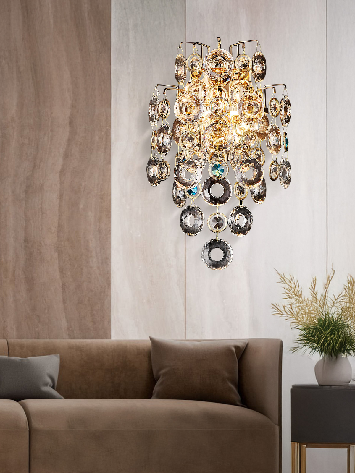 Exquisite Crystal Wall Lamp – Luxury Teardrop Design for Modern Interiors