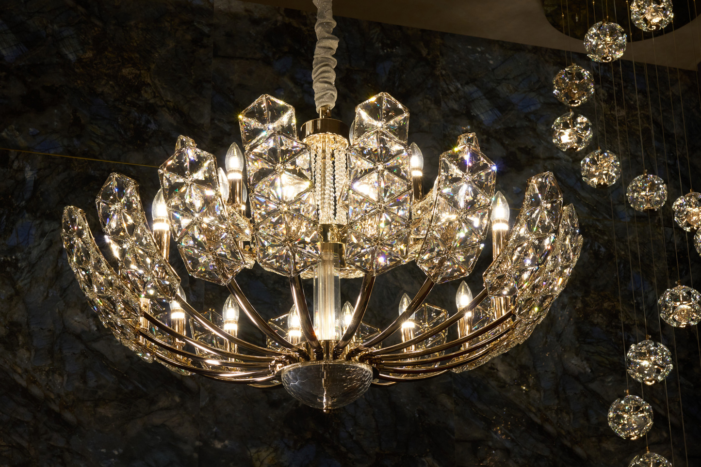 Exquisite Crystal Petal Chandelier - Modern Luxury for Your Interiors