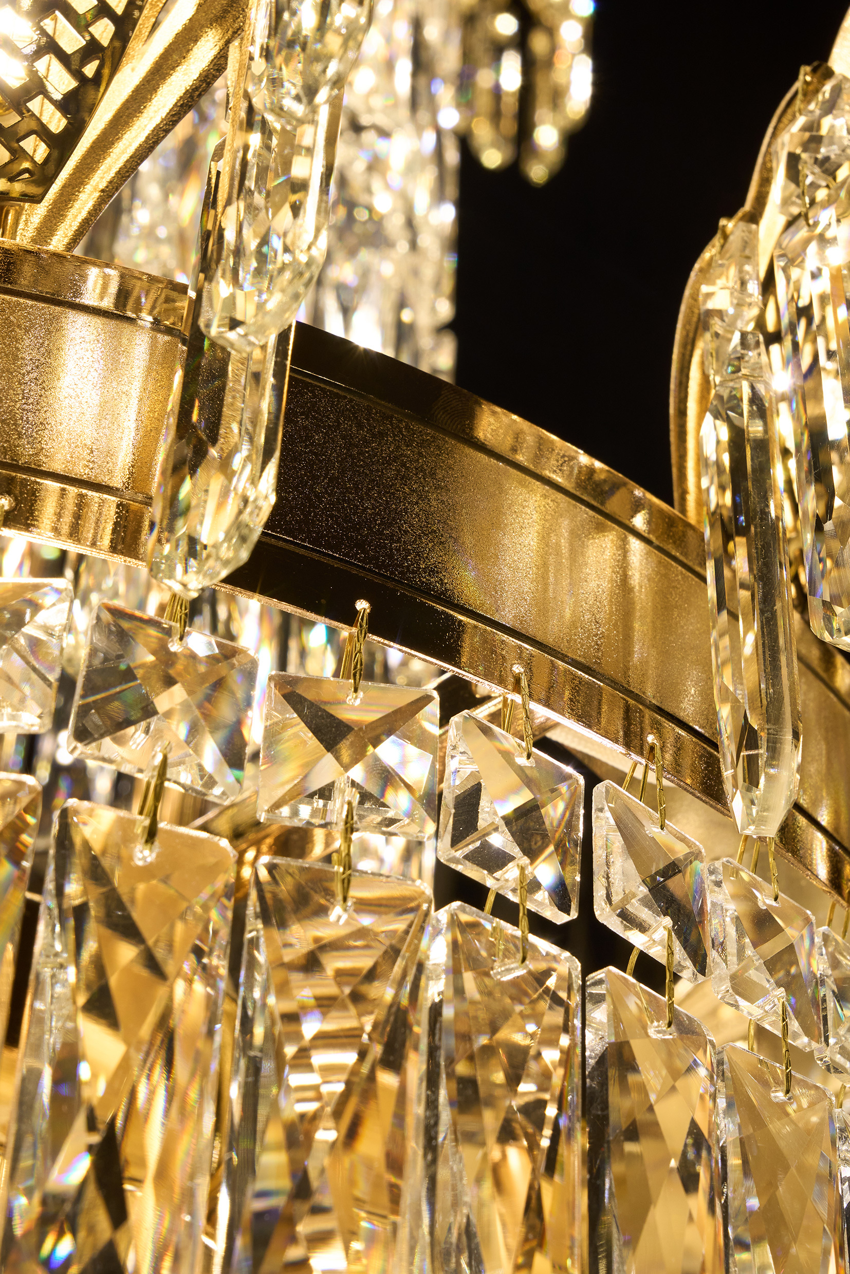 Luxury Grand Crystal Chandelier for High Ceilings - Elegant Staircase Lighting