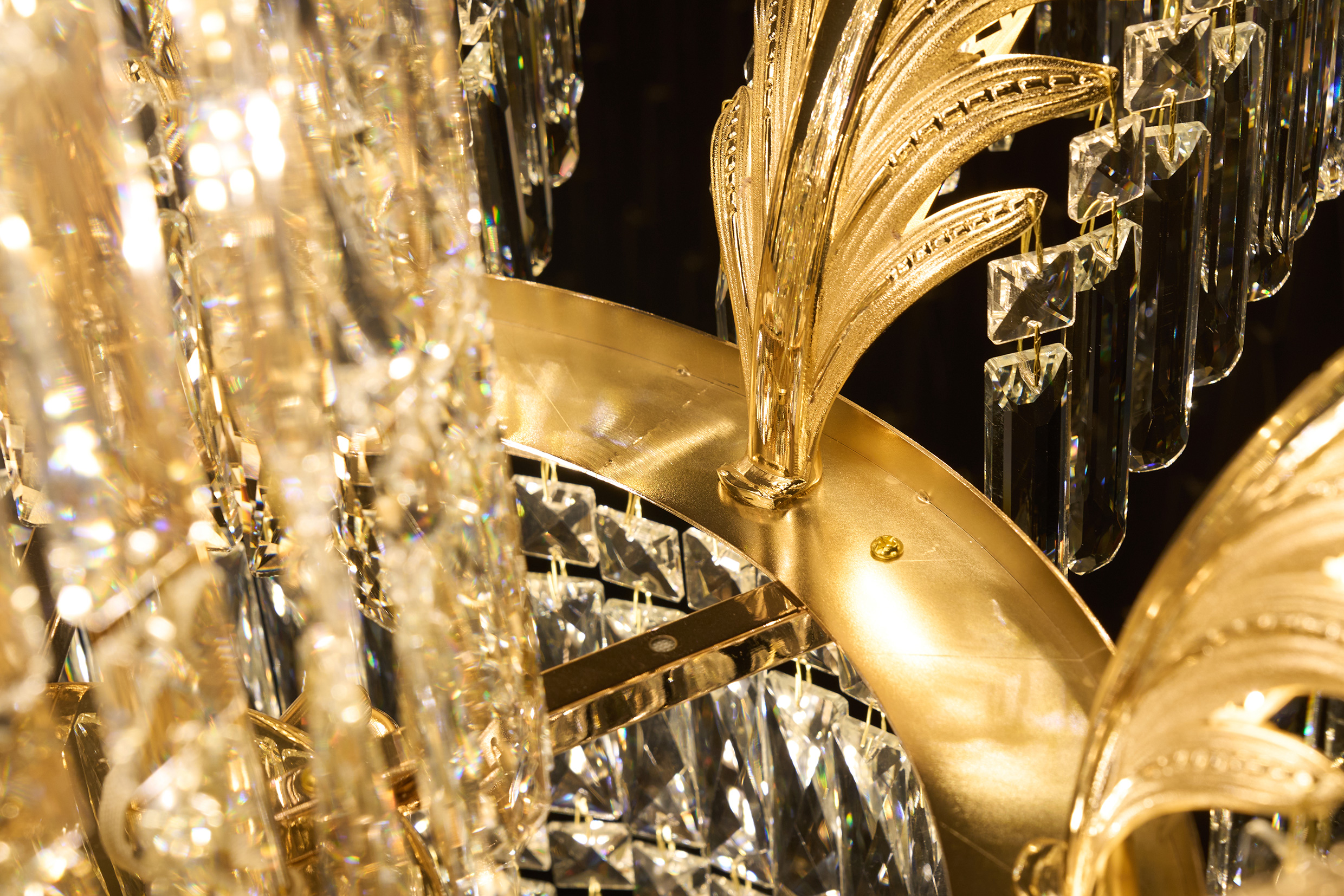 Luxury Grand Crystal Chandelier for High Ceilings - Elegant Staircase Lighting