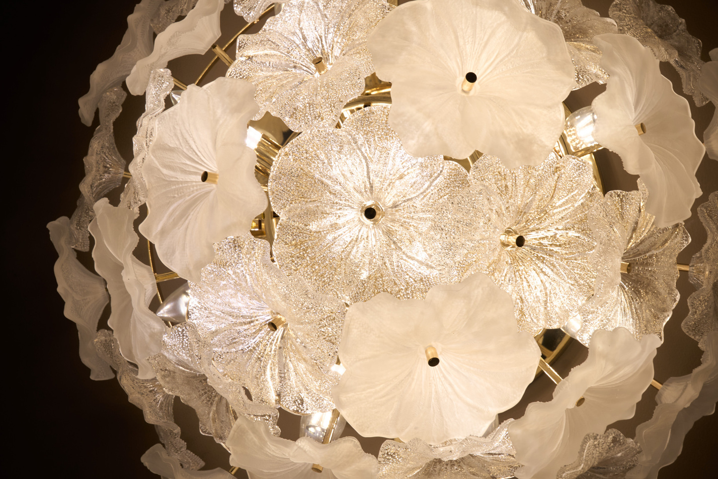 Floral Frosted Crystal Chandelier - Nature-Inspired Elegance for Modern Living