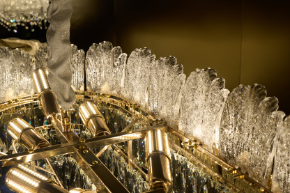 Luxurious Cascading Crystal Chandelier – A Masterpiece of Modern Elegance