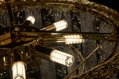 Luxurious Crystal Floor Lamp – A Statement Piece for Modern Interiors