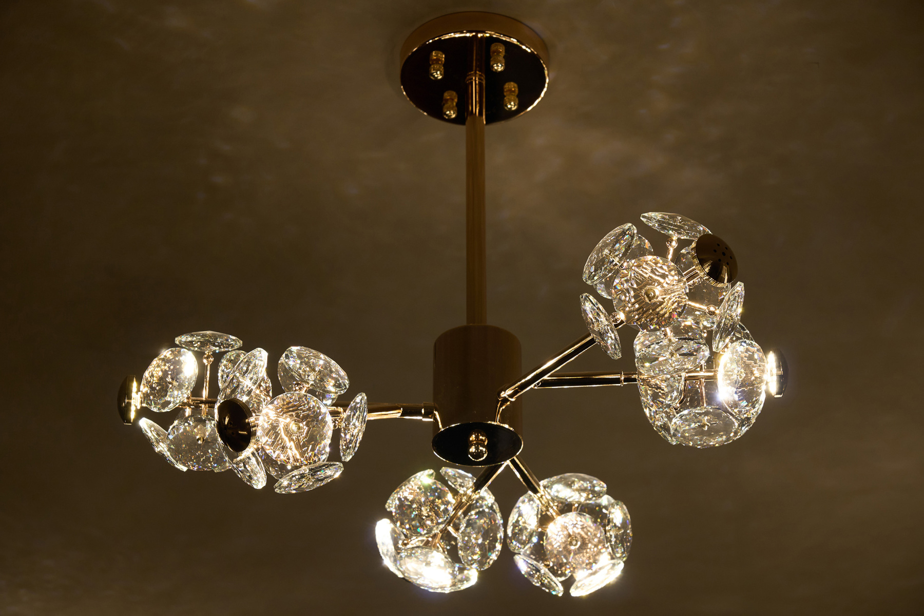 Modern Cluster Crystal Chandelier - The Epitome of Contemporary Elegance