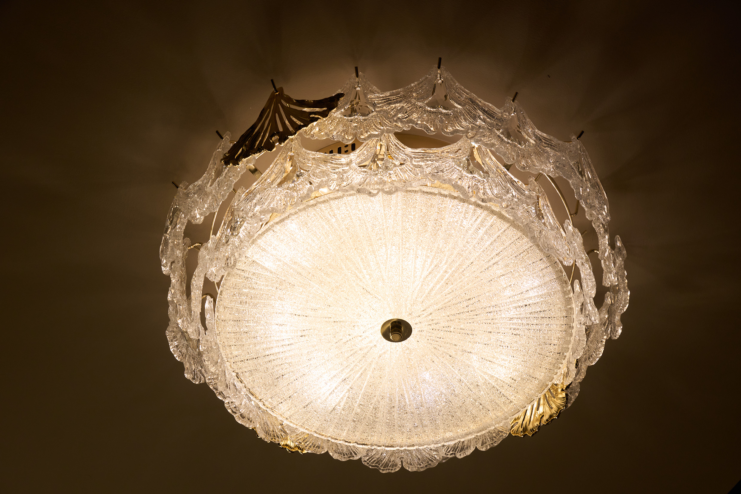Golden Frosted Crystal Chandelier - A Statement of Luxury and Sophistication