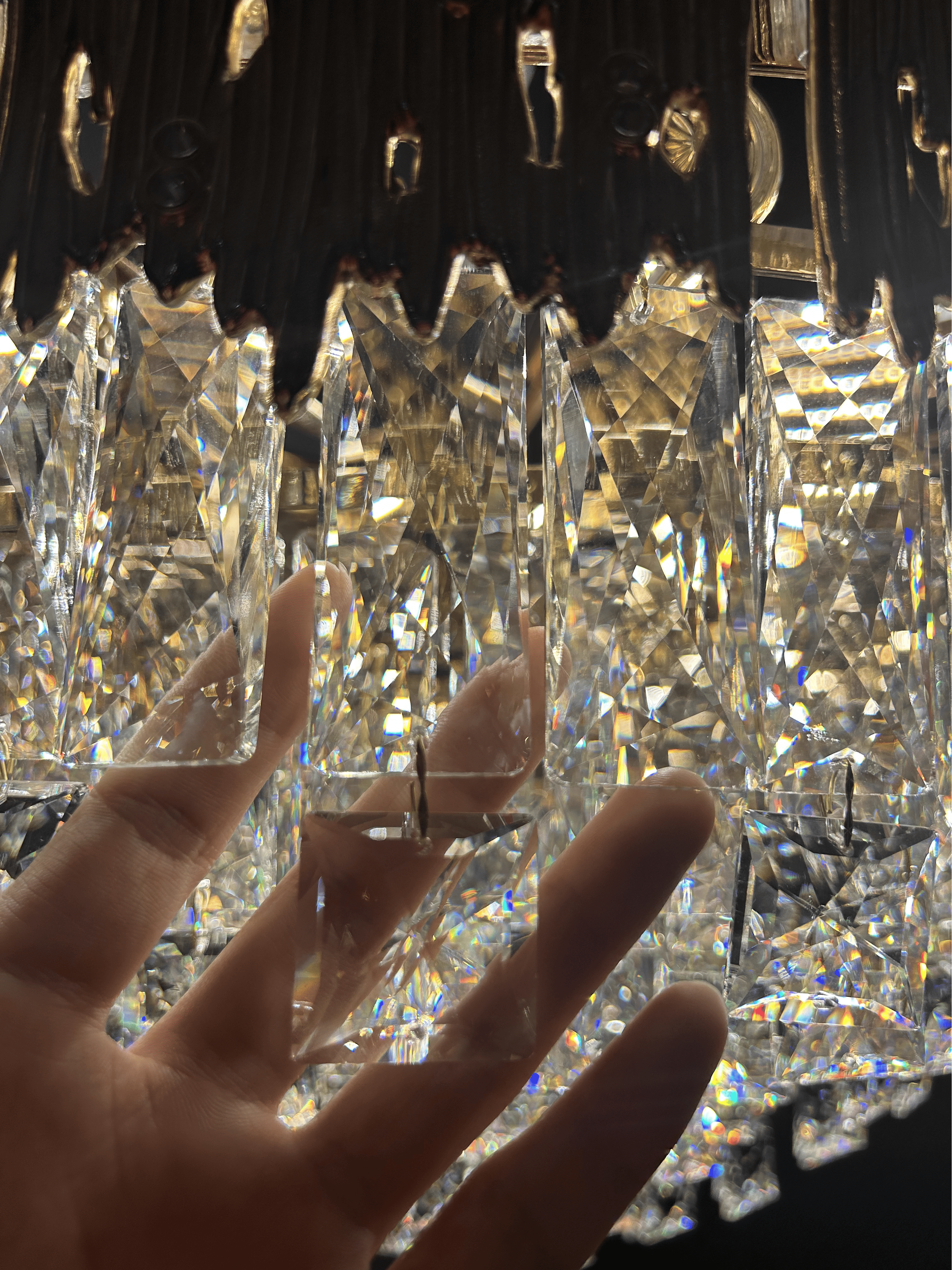 2025 new living room crystal chandelier French light luxury style high-end European villa master bedroom lamps