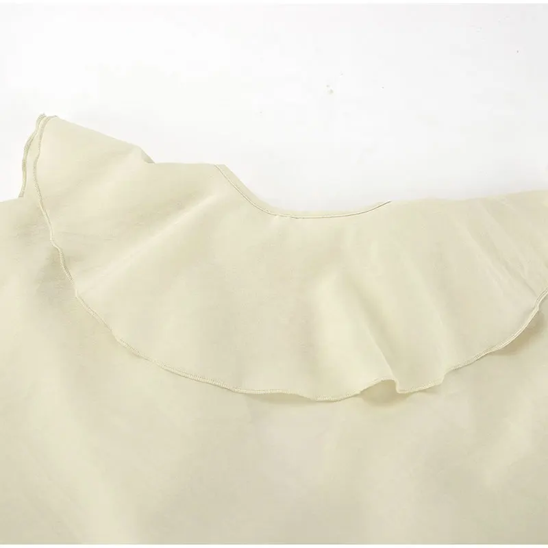 Loose Ruffles Shorts Set For Women 2 Pieces V Neck Hollow Out Shirts Wide Leg Short Pants 2025 Spring Summer Lady White Suit