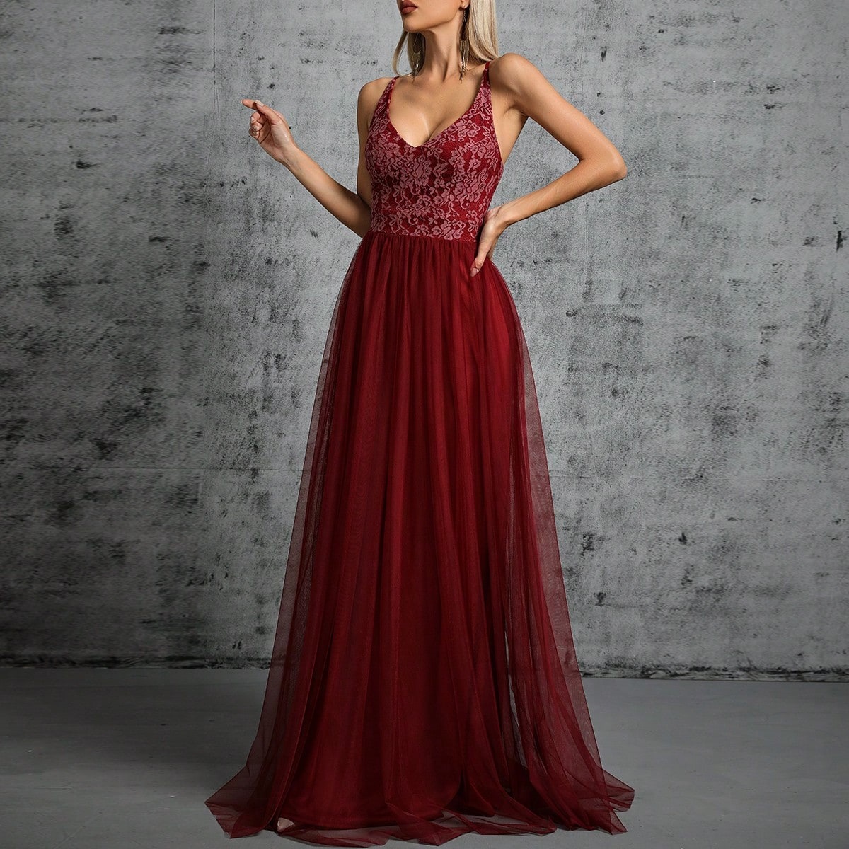 Women Elegant Suspender Evening Dress V neck A line Long Party Evening Dress Annual Meeting Catwalk Dress