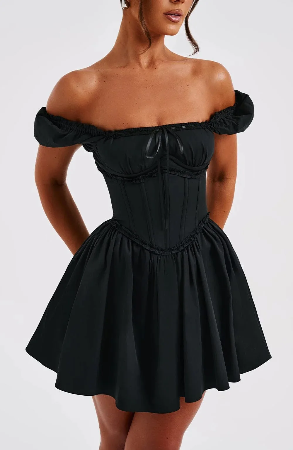 Elegant Sleeveless Tight Pleated Dress For Women Autumn New Sexy Backless Short Skirt Party Club Slim Evening Dress