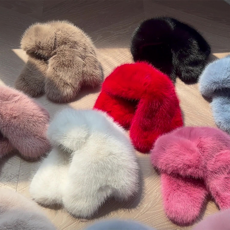 Winter Women Fluffy Furry Faux Fox Fur Bomber Hats Flaps Luxury Vintage Y2k Girls Warm Earflap Snow Ski Hat Caps Russian