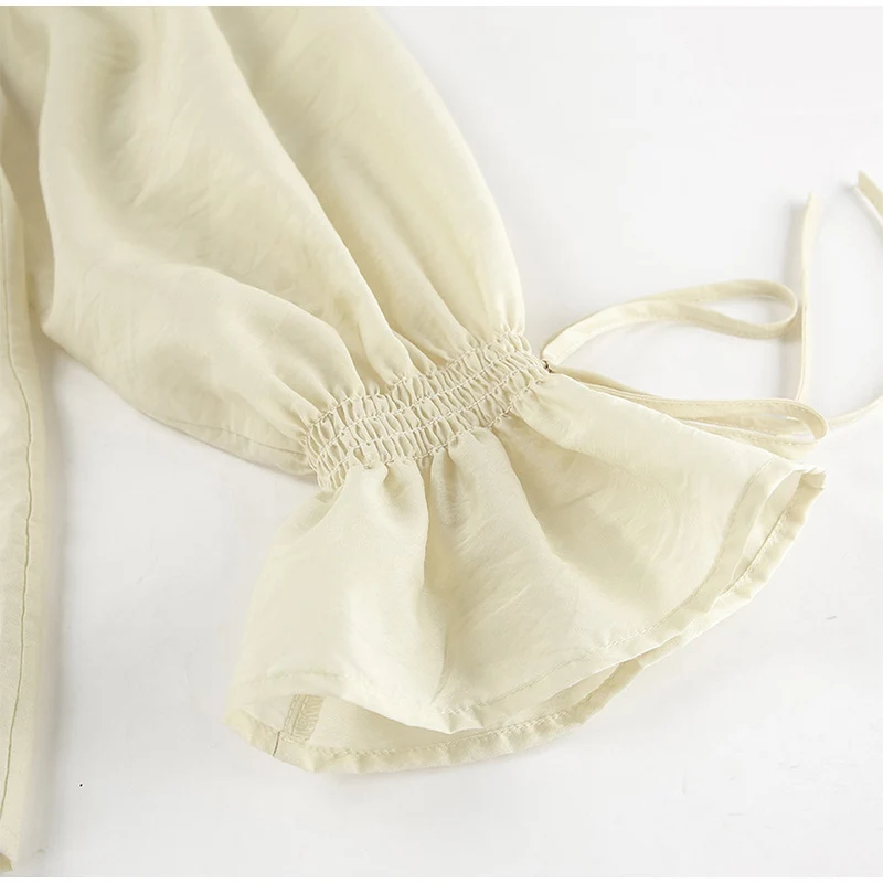 Loose Ruffles Shorts Set For Women 2 Pieces V Neck Hollow Out Shirts Wide Leg Short Pants 2025 Spring Summer Lady White Suit