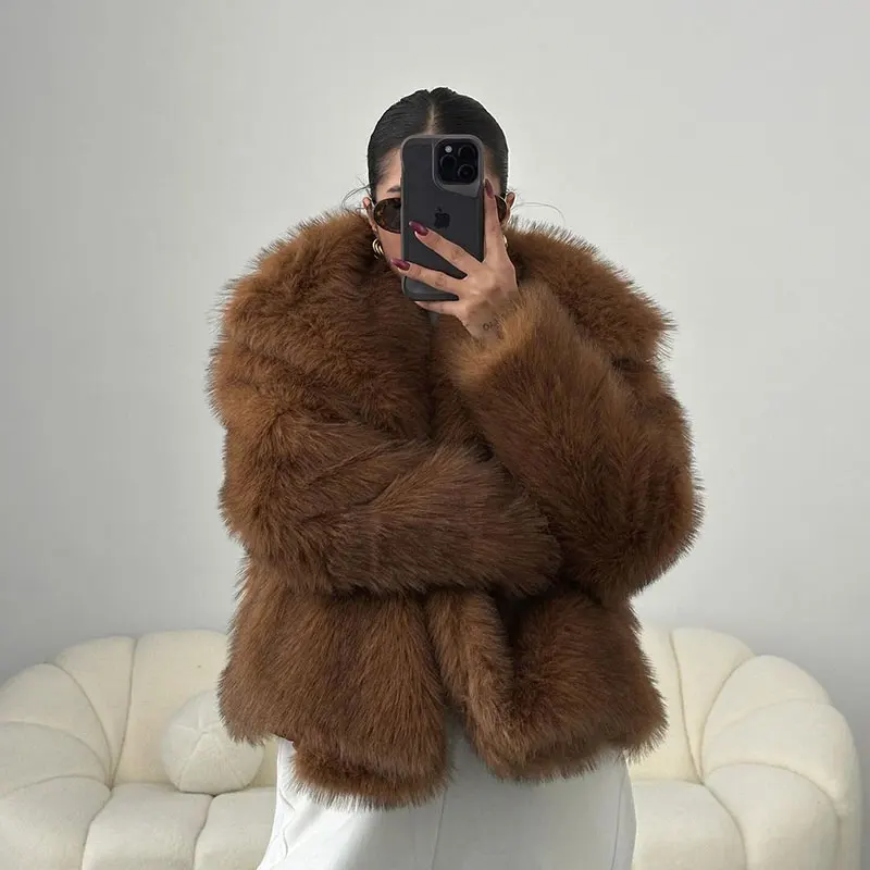 Winter Iconic Blogger Fashion Fluffy Square Collar Faux Fur Coat Women Ins Hot Chic Girls Fox Fur Jacket Outerwear