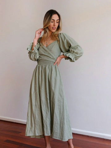 DRESS