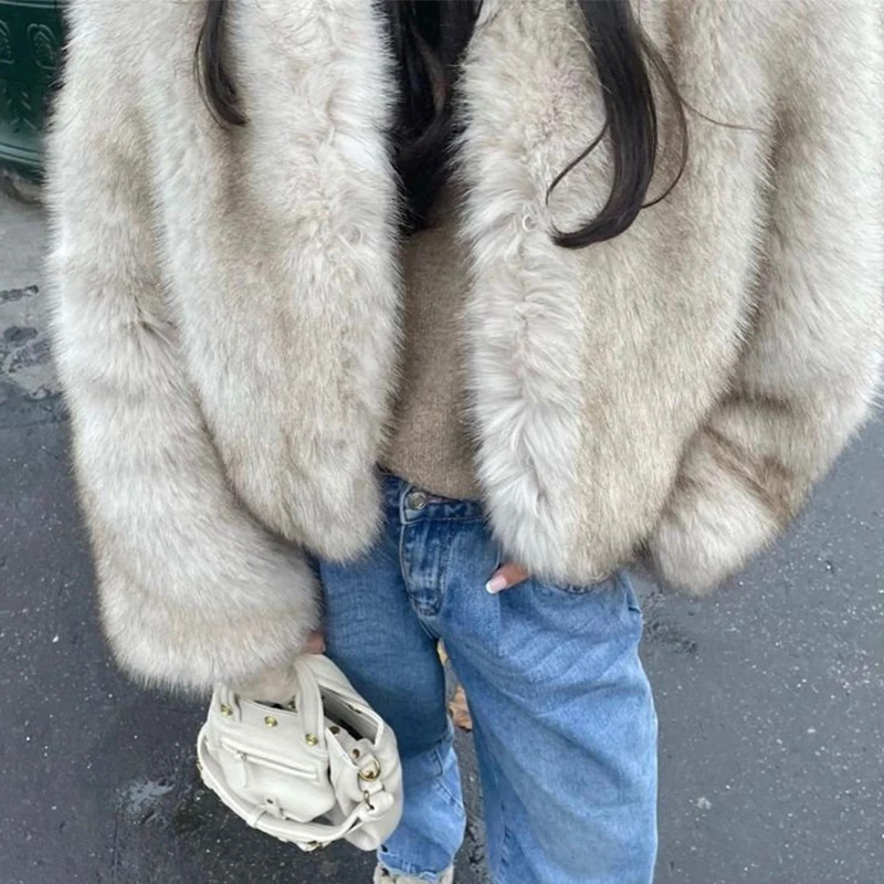 Iconic Street Fashion Week Luxury Brand Gardient Cropped Faux Fur Coat Women Winter Hot Cool Girls Fluffy Short Fur Jacket