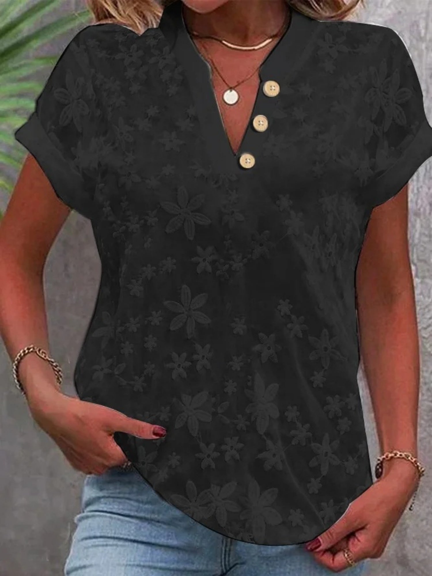 Flower Embroidery V-neck Short Sleeve T-shirts