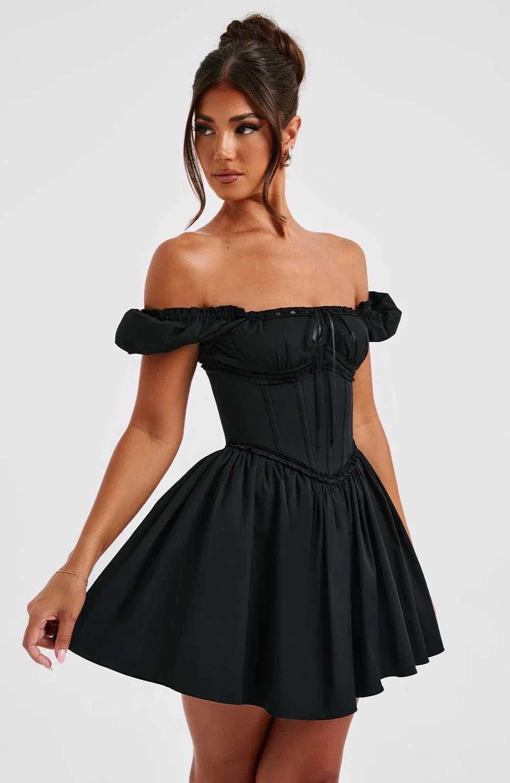 Elegant Sleeveless Tight Pleated Dress For Women Autumn New Sexy Backless Short Skirt Party Club Slim Evening Dress