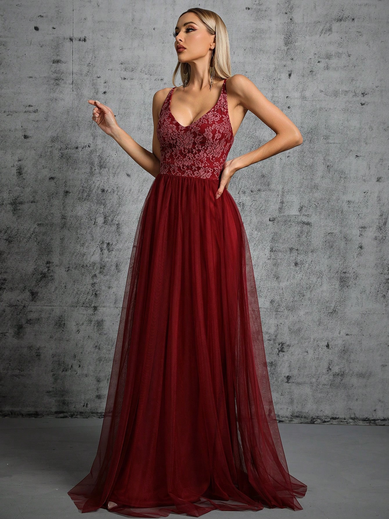 Women Elegant Suspender Evening Dress V neck A line Long Party Evening Dress Annual Meeting Catwalk Dress