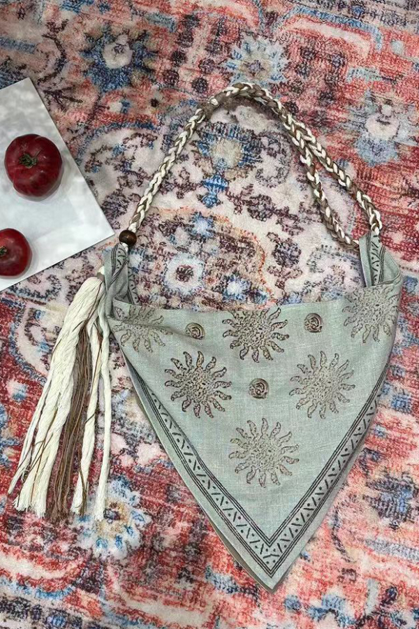 Bohemian Style Tassel Pendant Vacation Crossbody Bag