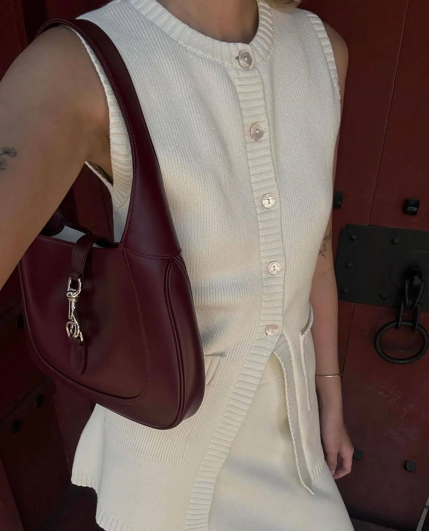 Elegant Knitted Slim Skirt Suit Women's Suit 2 Fashion Solid Color High Waist Slit Vest Casual Sleeveless Long Skirt Suit