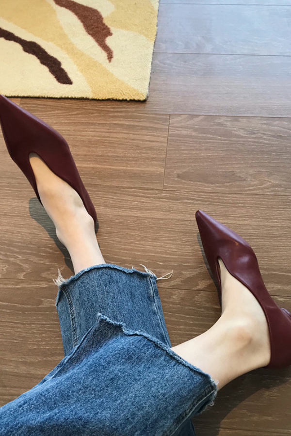 Retro Pointed-toe Low-cut Flat Shoes