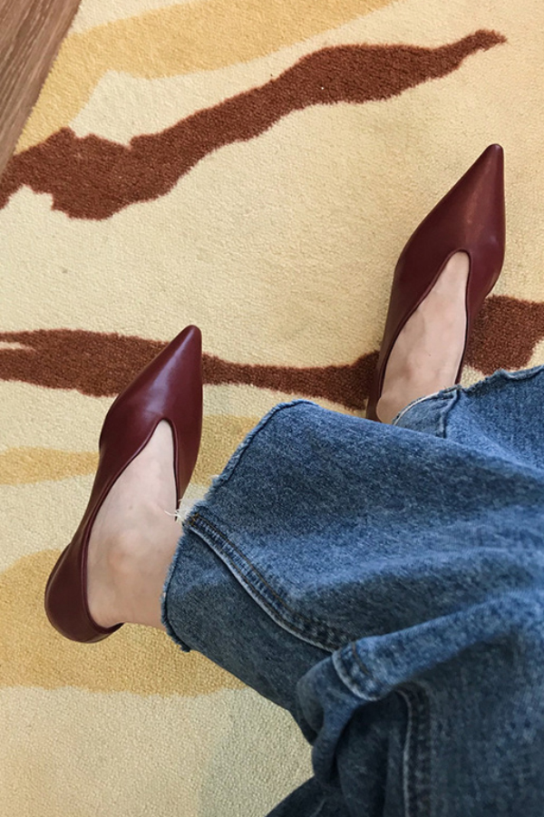 Retro Pointed-toe Low-cut Flat Shoes