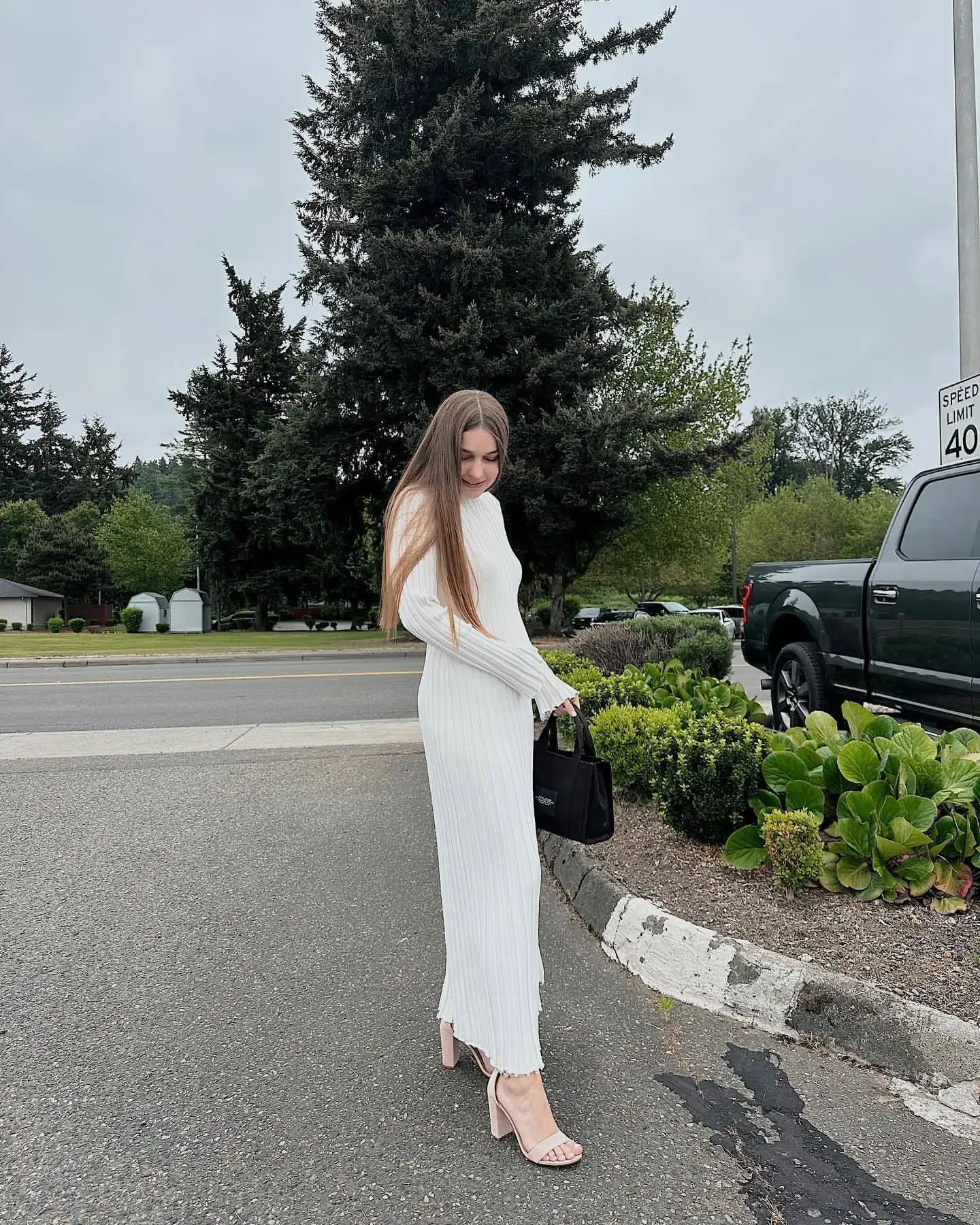 Fall Winter New Knitted Long Dress Female Casual Slinky High Waist Rib Sweater Bodycon Dresses Lady Holiday Party Outfits