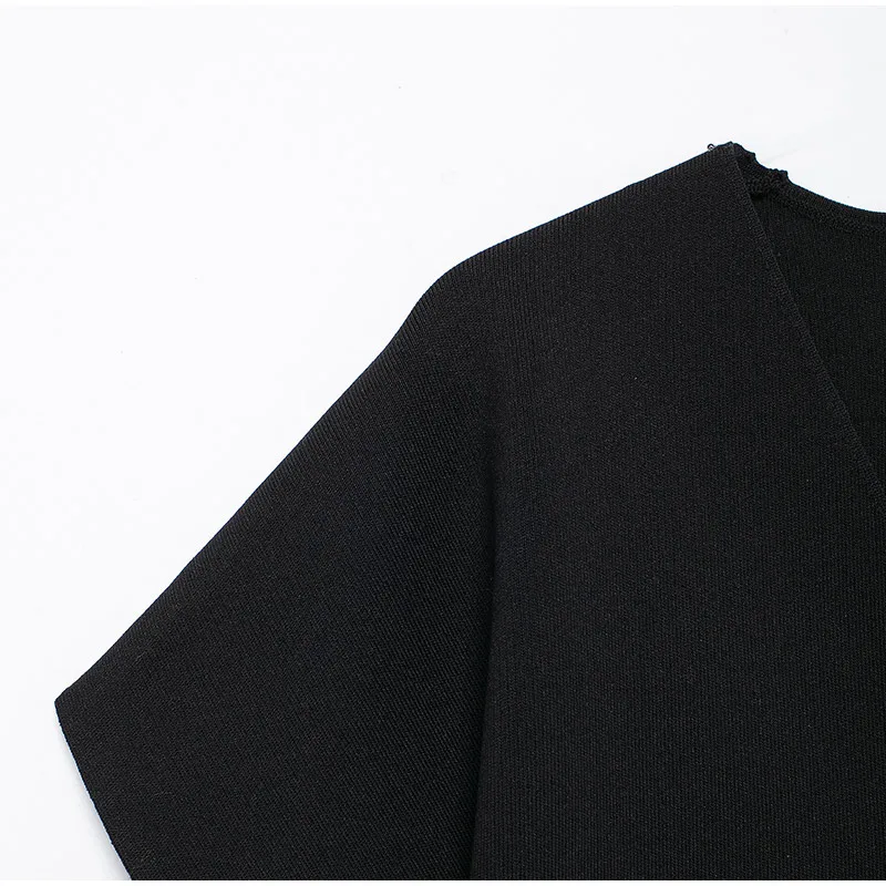 Fashion Knitted Vest Top for Women Short Sleeve V-neck Buttons Loose White Waistcoat Cardigan Female Autumn New in Outwears