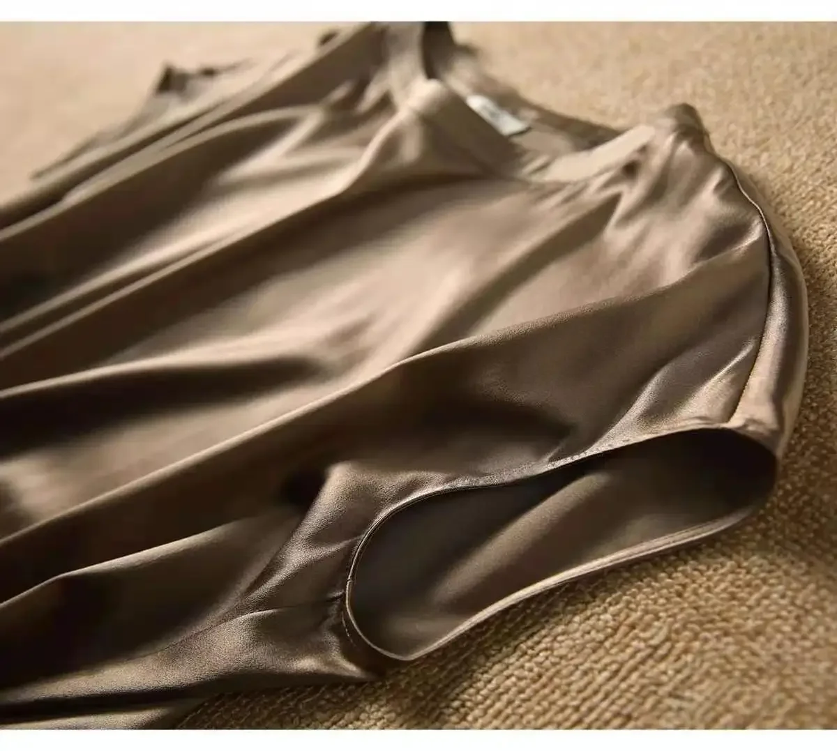 Fashion 3 Colors Woman Elegant Faux Satin Tops Sleeveless Tanks Office Ladies Imitation Silk Tops Blusas Mujer De Moda Verano