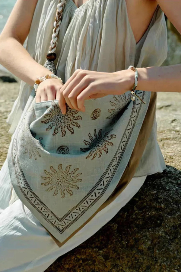 Bohemian Style Tassel Pendant Vacation Crossbody Bag