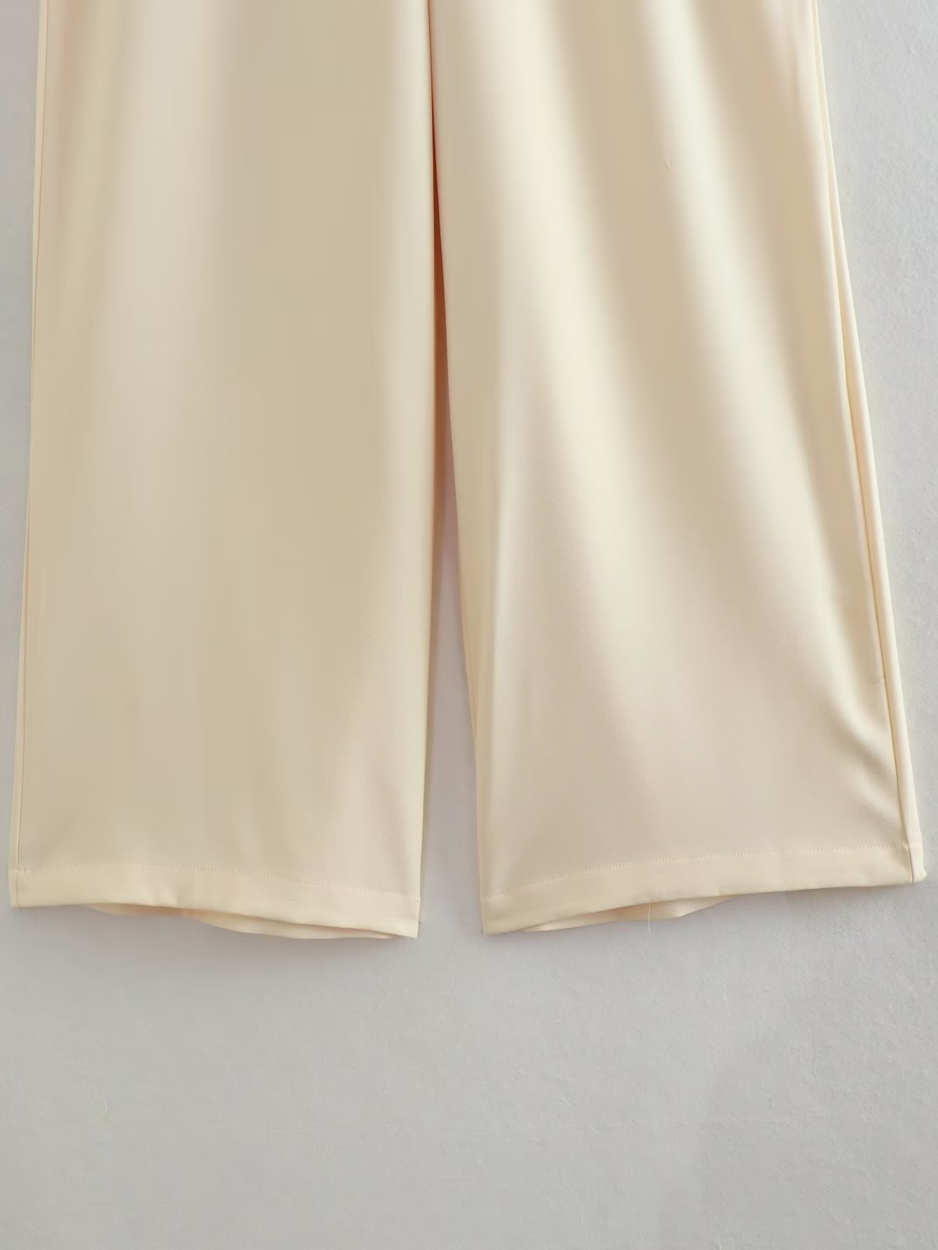 Women Cutout out sets Top High Waist Pleated Design Work Pant sets
