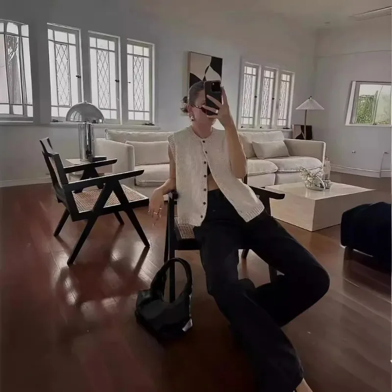 Knitted Vests Top For Women Casual Single-Breasted Knitwear Cardigan Tank Sweater Female Solid Sleeveless 2025 Fashion