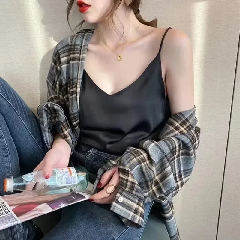 Sexy Strap Crop Top Fashion Silky Camisole Women's Inner With White Bottoming Satin Top Summer V-neck Thin Section Y2K Camisole