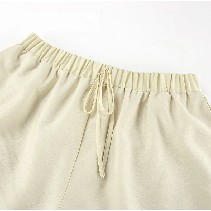 Loose Ruffles Shorts Set For Women 2 Pieces V Neck Hollow Out Shirts Wide Leg Short Pants 2025 Spring Summer Lady White Suit