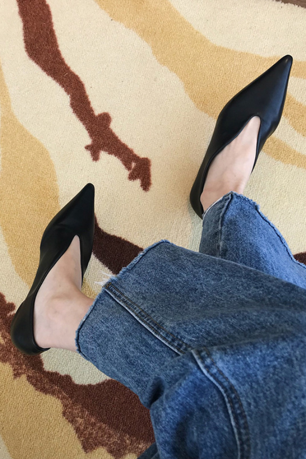 Retro Pointed-toe Low-cut Flat Shoes