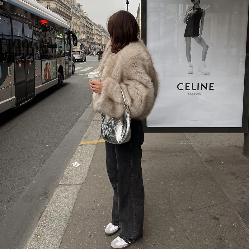 Ins Hot Brand Fashion Black Warm Cozy Cropped Faux Fur Coat Women Winter Chic Girls Street Fashion Luxury Short Fur Jacket