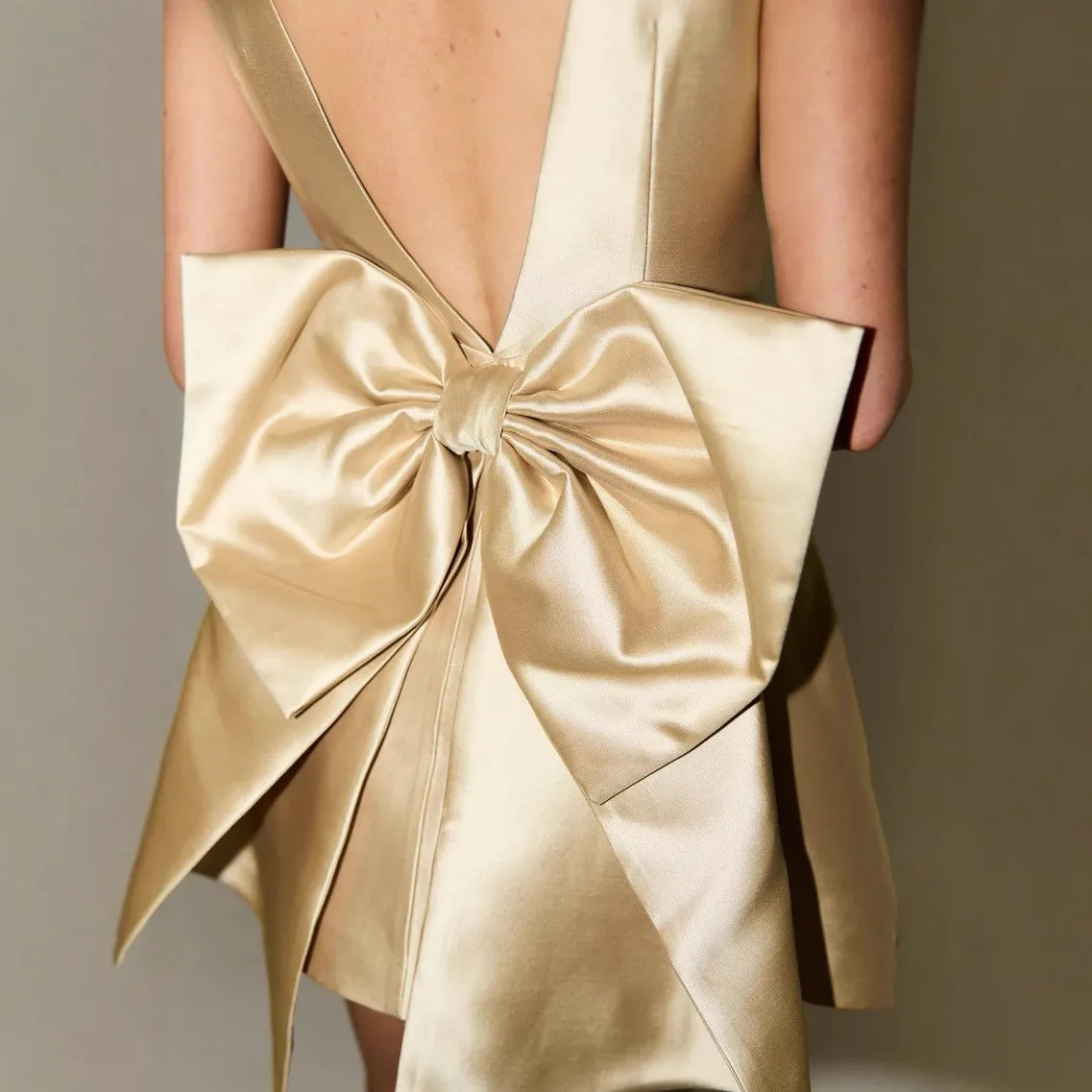 Elegant Backless Bows Dress For Women Christmas Party Dress 2025 Spring New Sleeveless High Waist Sexy Mini Dress Vestido