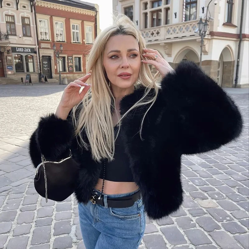 Iconic Street Fashion Week Luxury Brand Gardient Cropped Faux Fur Coat Women Winter Hot Cool Girls Fluffy Short Fur Jacket