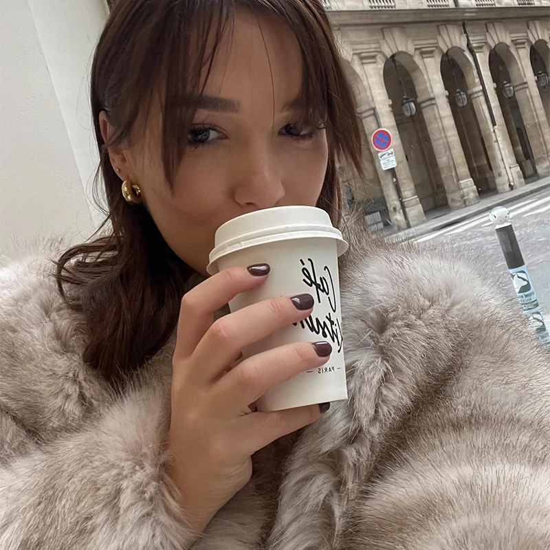 Ins Hot Brand Fashion Black Warm Cozy Cropped Faux Fur Coat Women Winter Chic Girls Street Fashion Luxury Short Fur Jacket