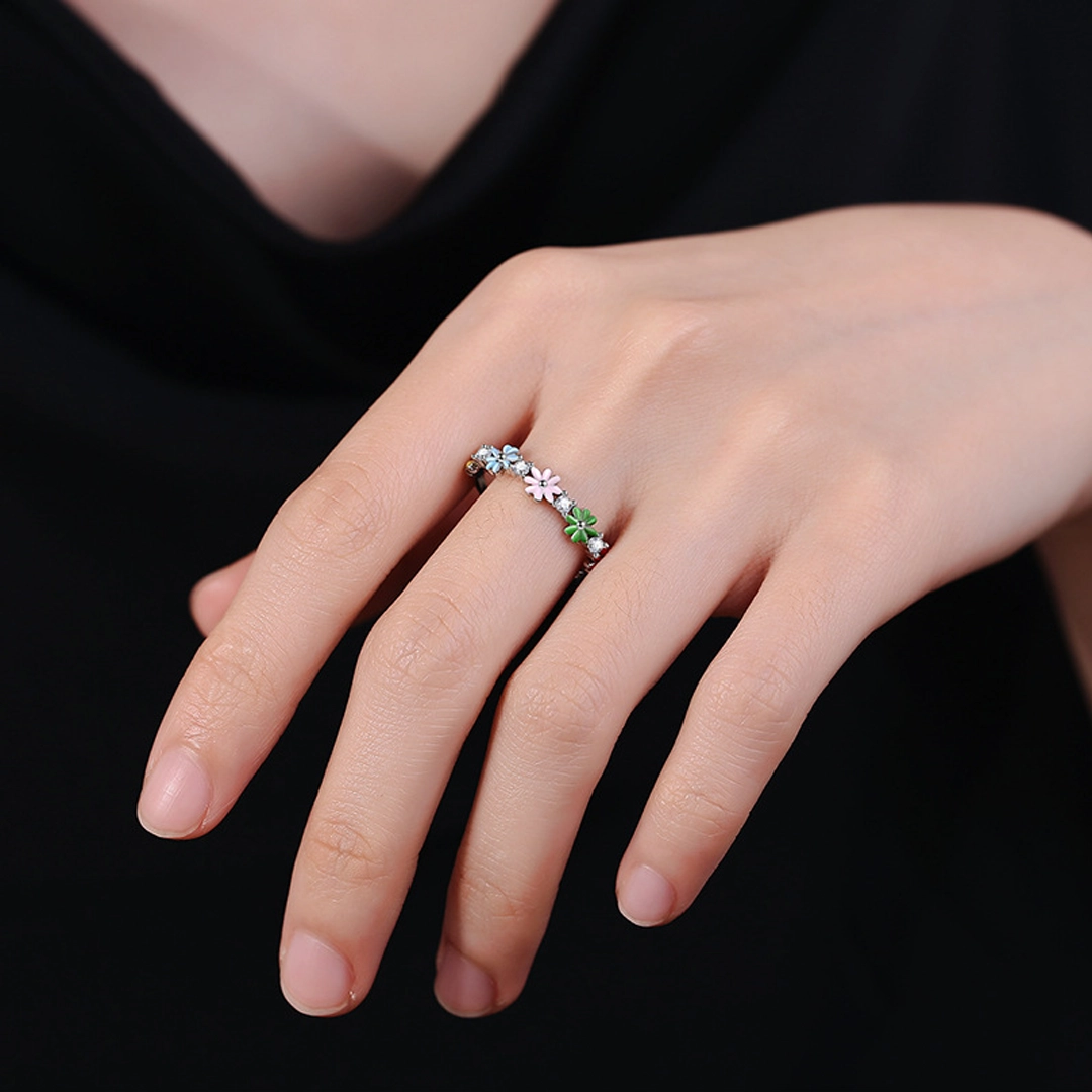 2026 Perfect as a Valentine’s gift for her 🌼Colorful Enamel Daisy Ring  | Adjustable Magic Colorful Jewelry for Valentine's